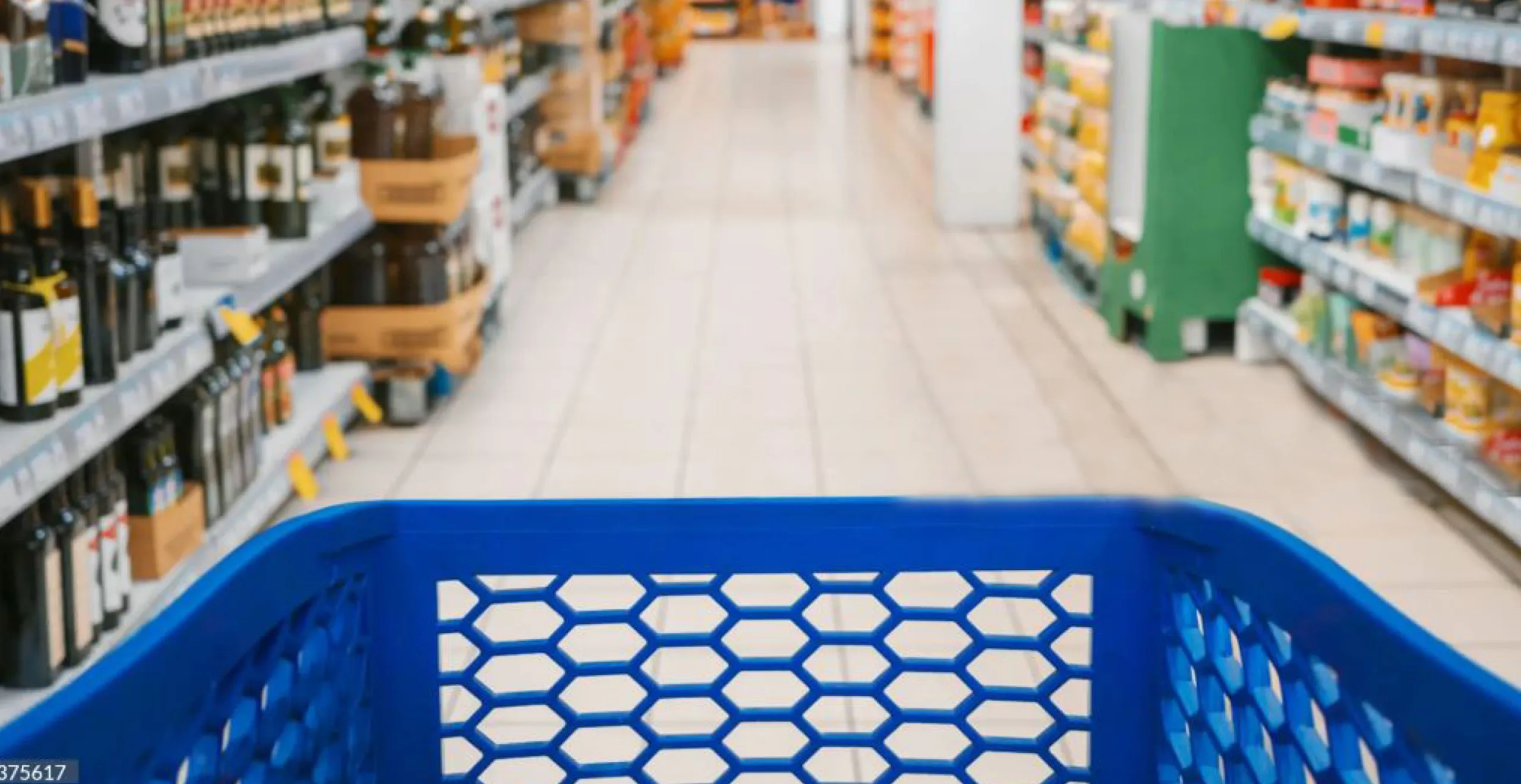 From first step to check-out: supporting customers, stores and the planet